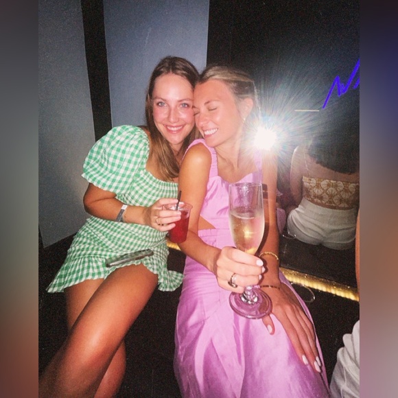 Bosworth Midi Dress in Lilac Purple - Picture 3 of 3